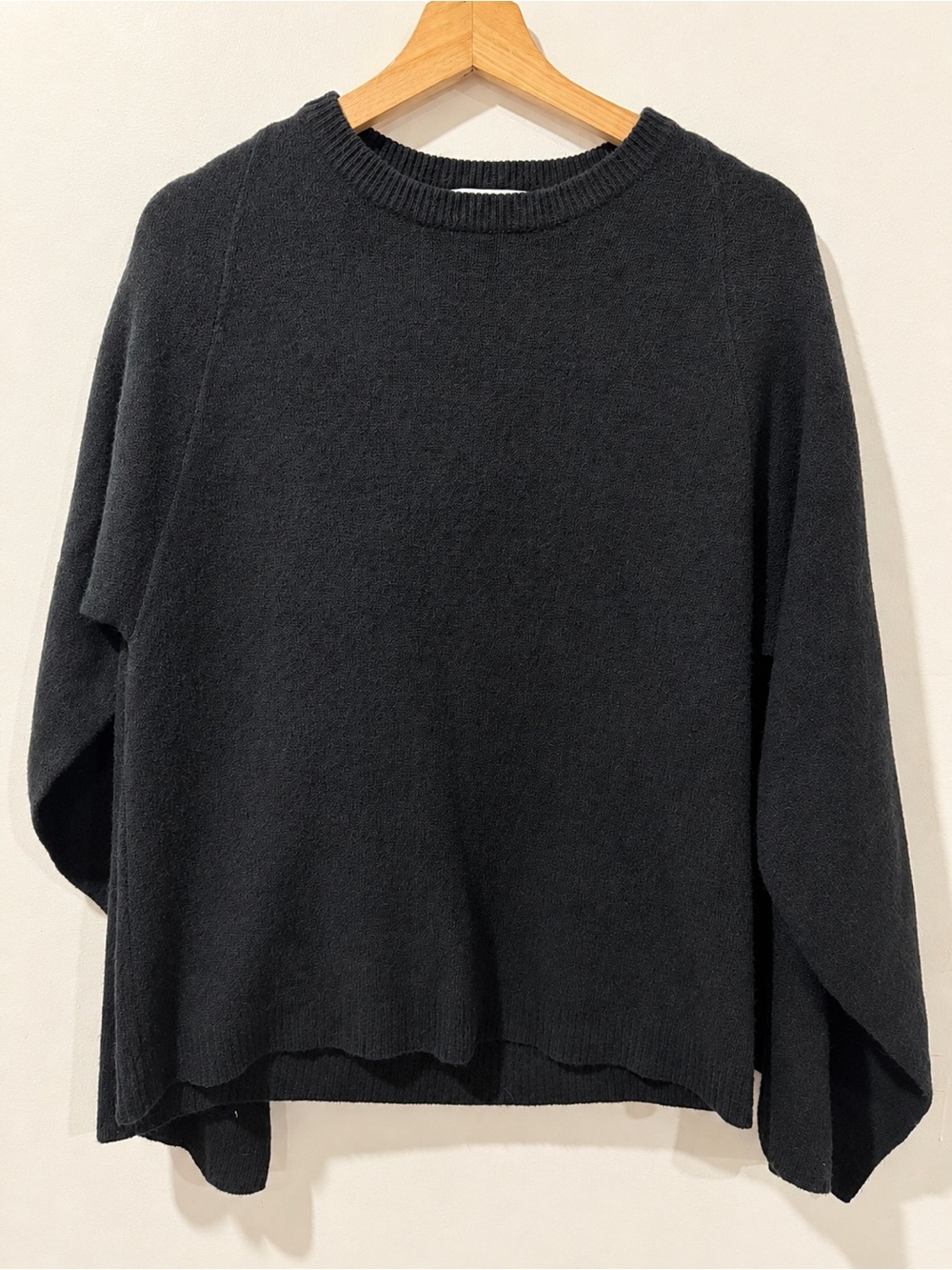 Sandro Paris Black Oversized Knit Poncho Sweater One Size - Picture 2 of 8